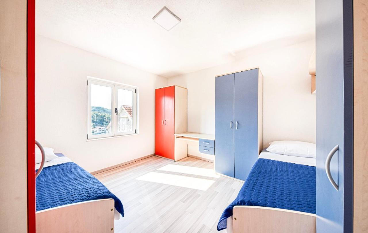 Apartman Andrej ポヴィヤ エクステリア 写真